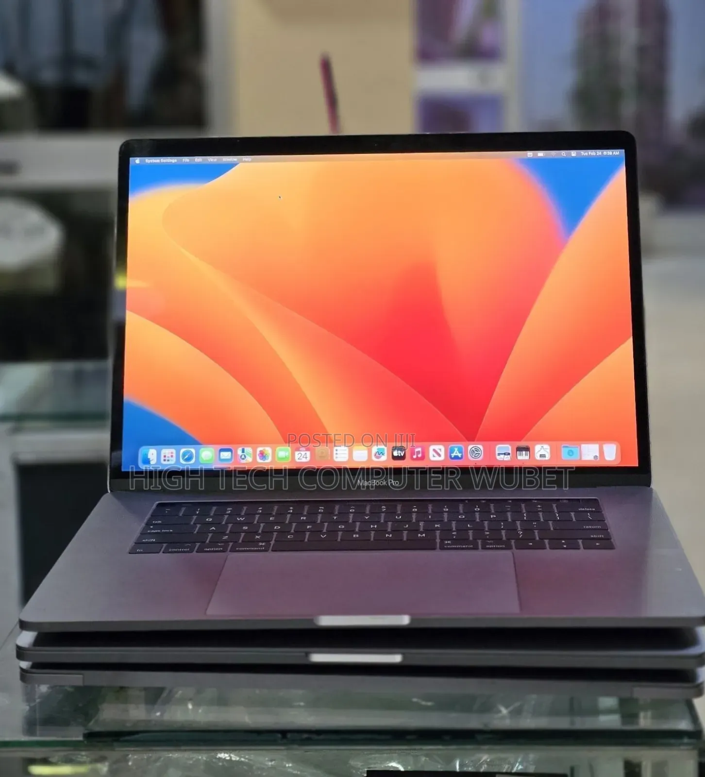 New Laptop Apple MacBook Pro 2017 16GB Intel Core i7 SSD 512GB