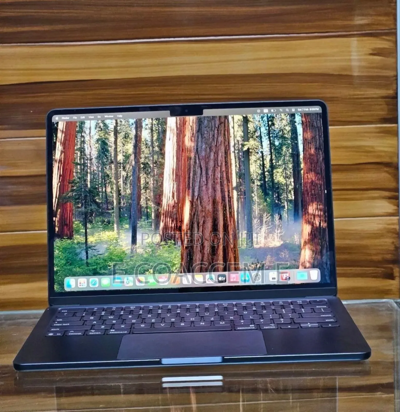 New Laptop Apple MacBook 16GB Apple M4 SSD 256GB