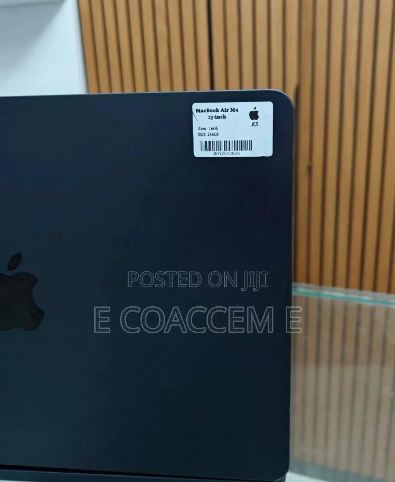 New Laptop Apple MacBook 16GB Apple M4 SSD 256GB
