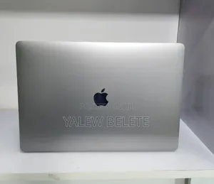 New Laptop Apple MacBook Pro 2016 16GB Intel Core i7 SSD 512GB
