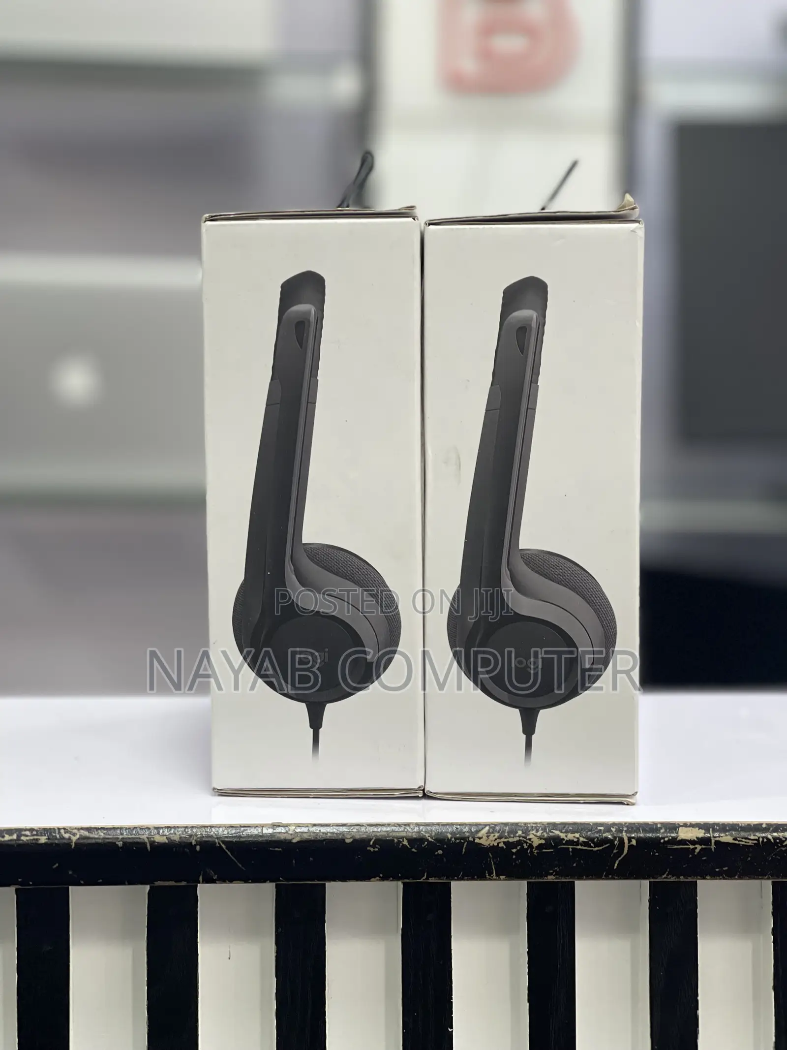 H390 Logitech Headphones