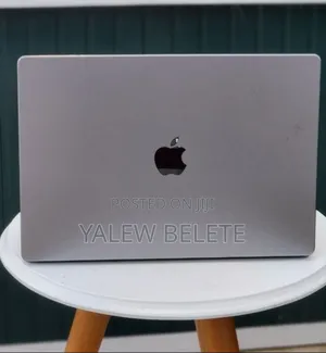 New Laptop Apple MacBook Pro 2021 M1 16GB Apple M1 Pro SSD 512GB