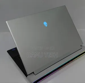 New Laptop Alienware M15 r3 32GB Intel Core i9 SSD 1T