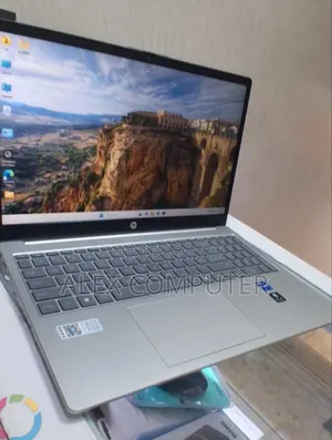 New Laptop HP Stream Notebook 16GB Intel Core i7 SSD 1T