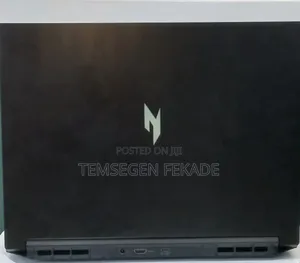 New Laptop Acer Nitro 17 16GB AMD Ryzen 7 SSD 1T