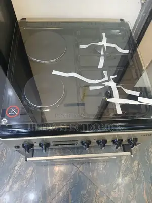 Fiesta 2/2burner Freestanding Gas Cooker Featuring a Stainless Steel