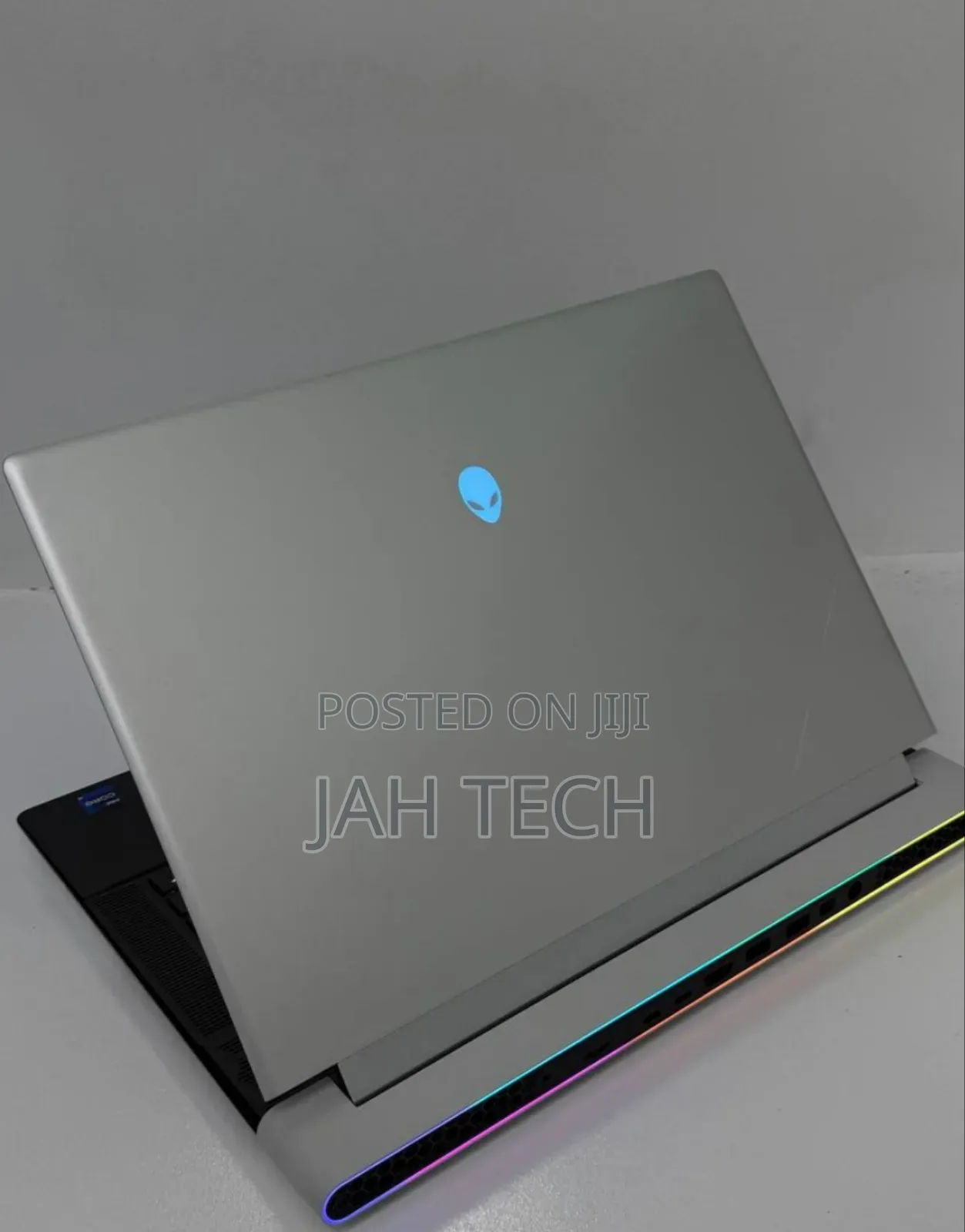 New Laptop Alienware M17x R2 32GB Intel Core i9 SSD 1T