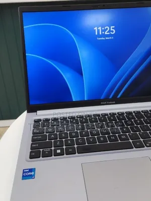 New Laptop Asus VivoBook 15 X505BA 16GB Intel Core i7 SSD 512GB