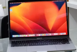 New Laptop Apple MacBook Pro 2022 M2 8GB Apple M2 SSD 256GB