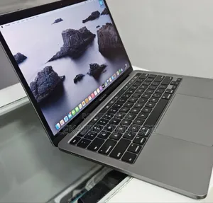 New Laptop Apple MacBook Pro 2019 8GB Intel Core i5 SSD 128GB