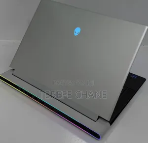 New Laptop Alienware M17x R2 32GB Intel Core i9 SSD 1T