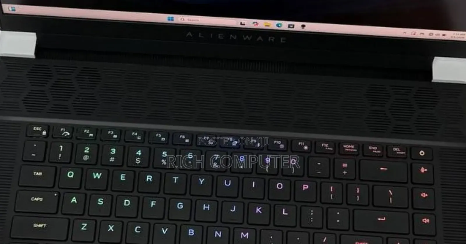 New Laptop Alienware M17x R2 32GB Intel Core i9 SSD 1T