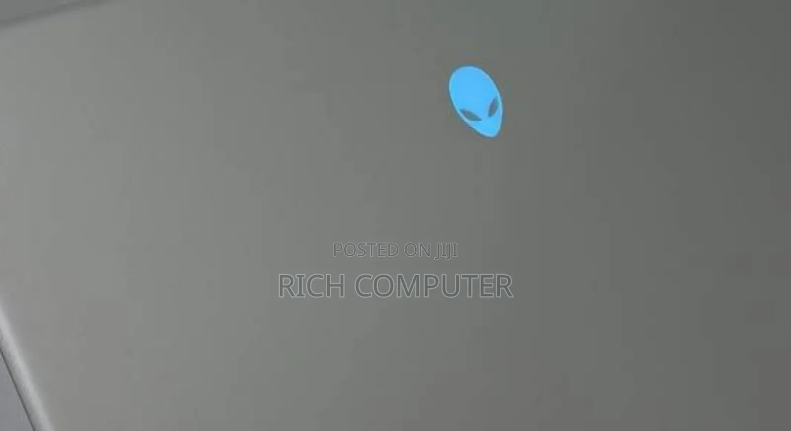 New Laptop Alienware M17x R2 32GB Intel Core i9 SSD 1T