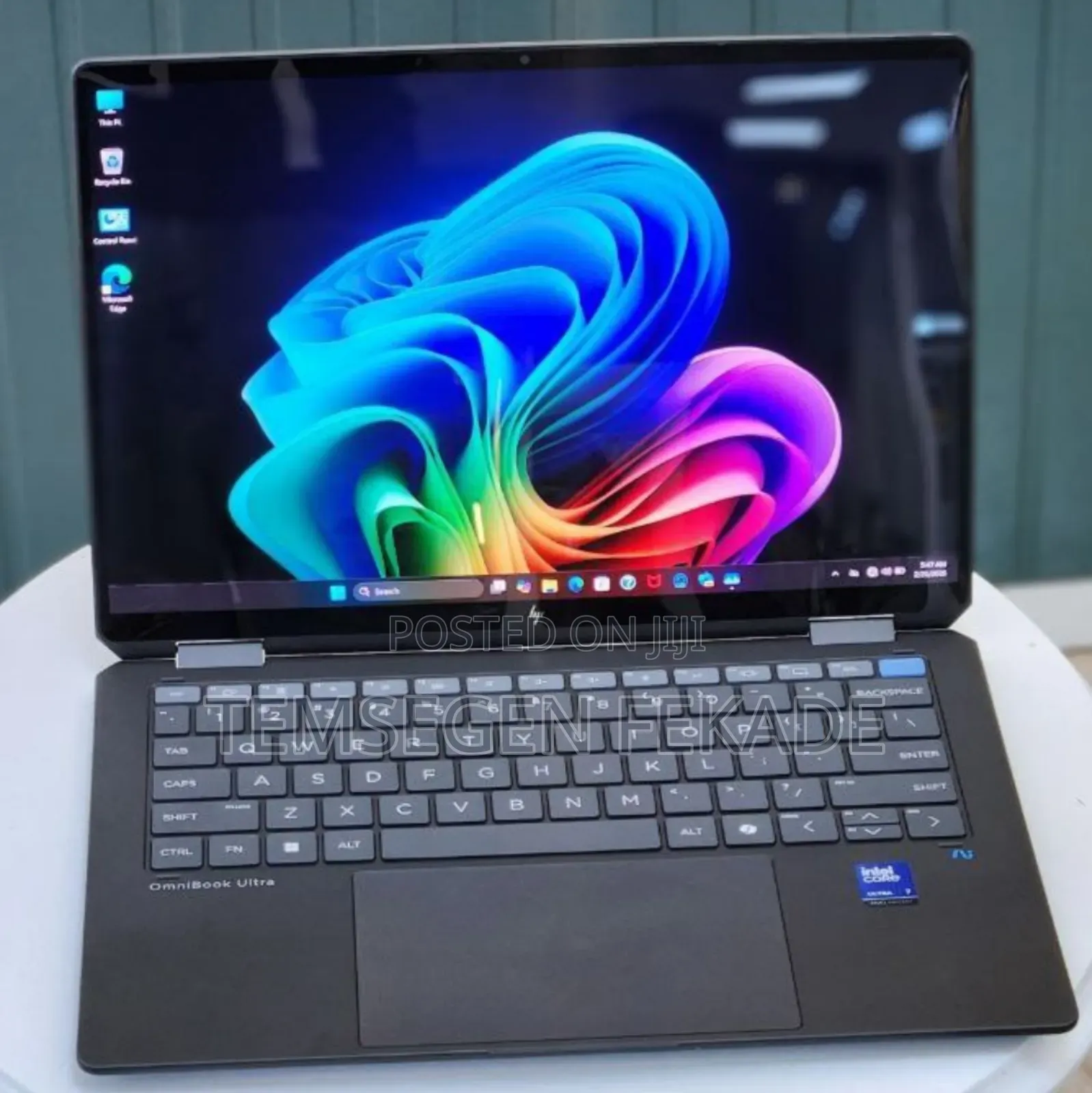 New Laptop HP OmniBook Ultra Flip 14" 16GB Intel Core Ultra 7 SSD 1T
