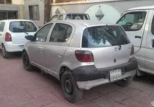 Toyota Vitz 2003 Gray