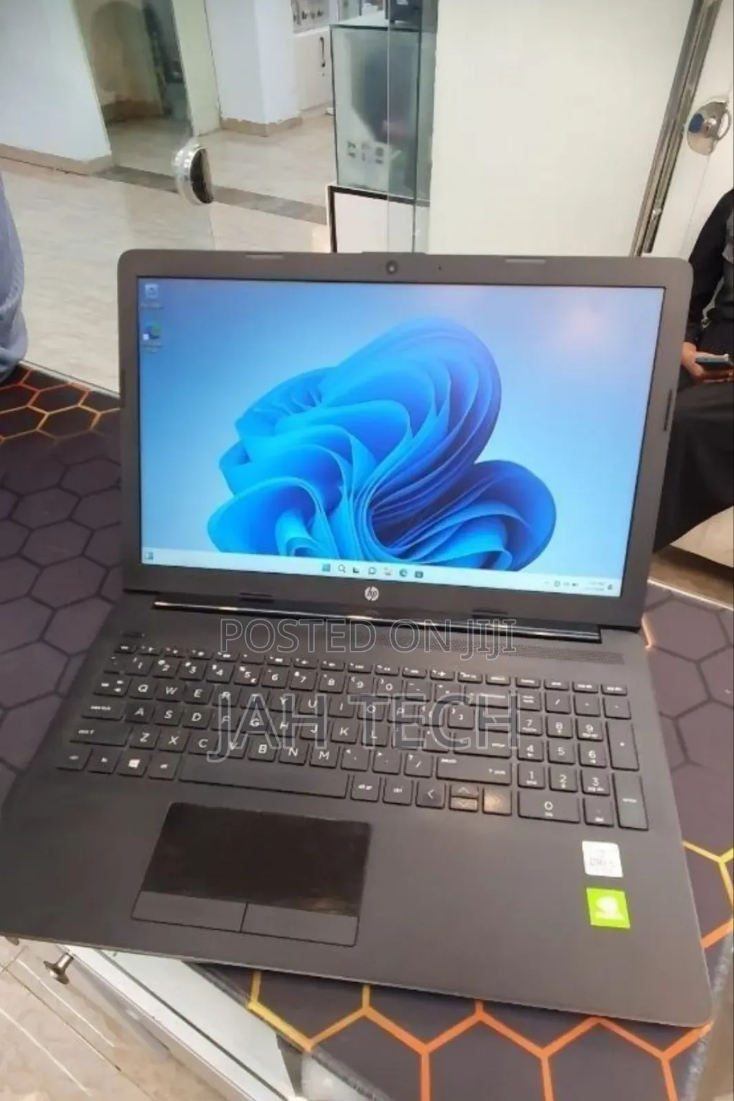 New Laptop HP Stream Notebook 8GB Intel Core i5 SSHD (Hybrid) 1.5T