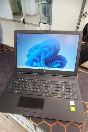 New Laptop HP Stream Notebook 8GB Intel Core i5 SSHD (Hybrid) 1.5T