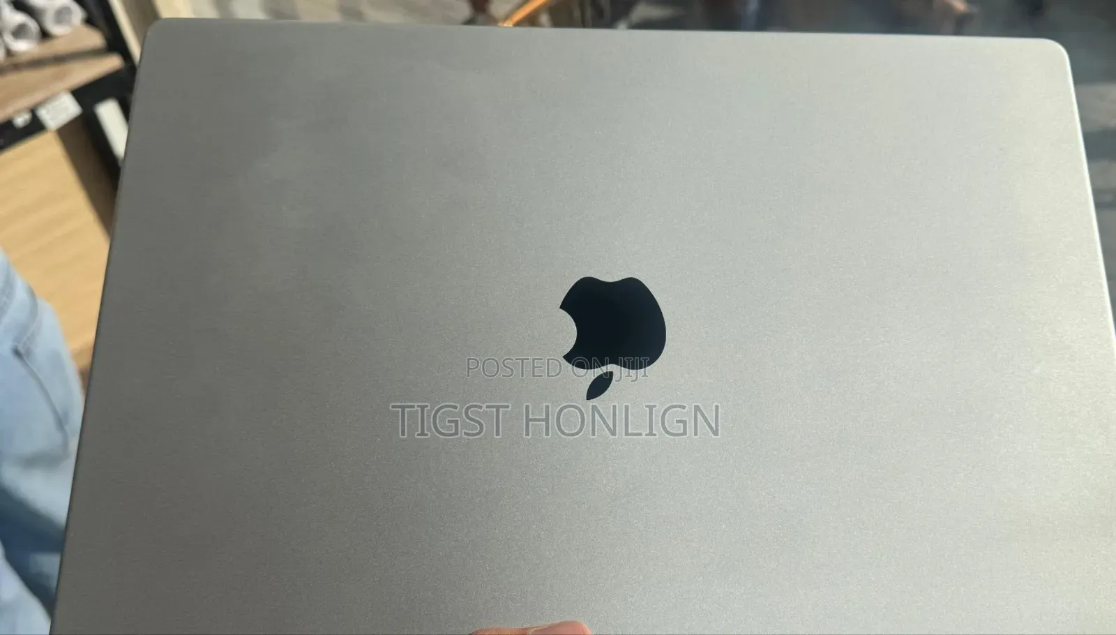 New Laptop Apple MacBook Pro M1 32GB Apple M1 Pro SSD 1T