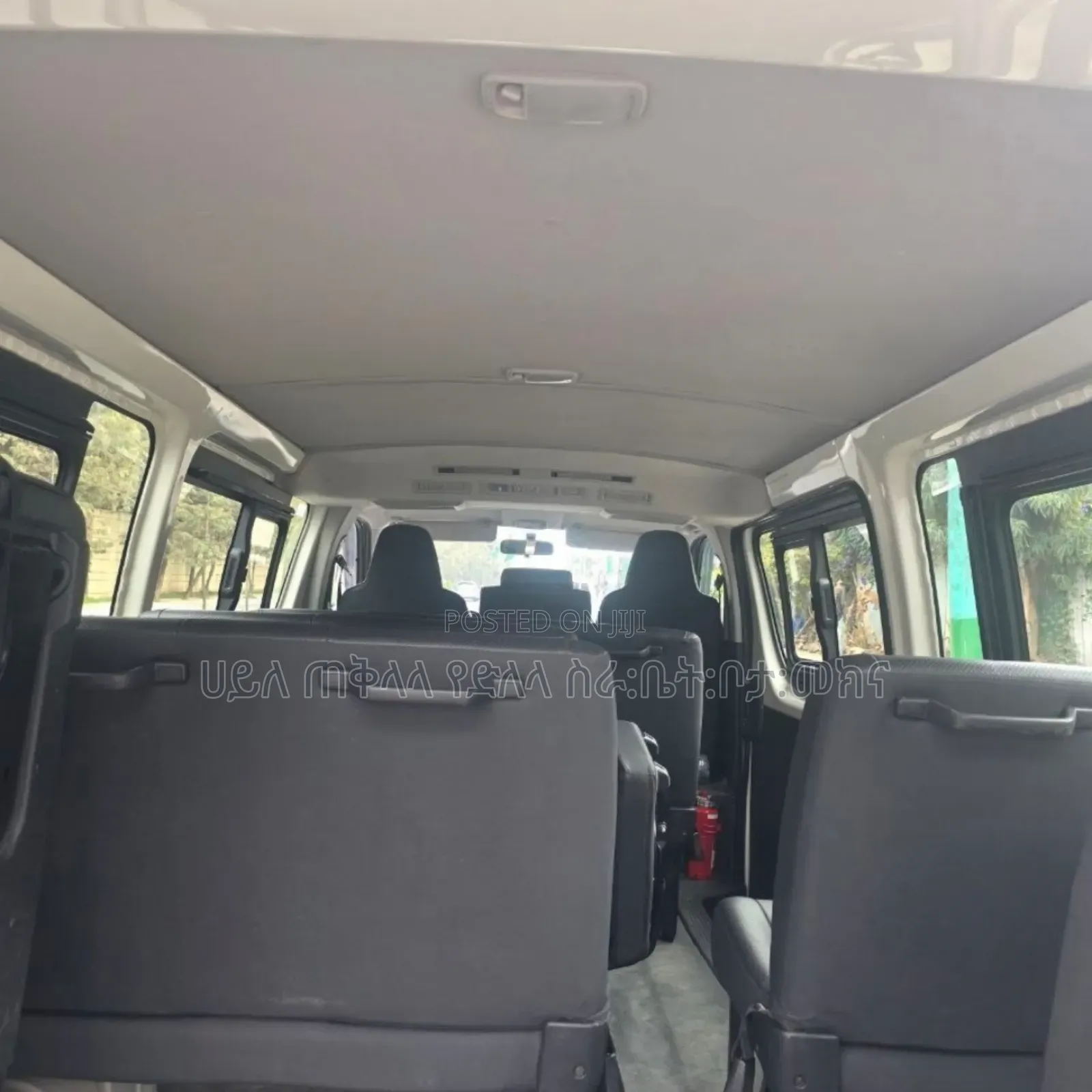 Toyota HiAce 2017 White