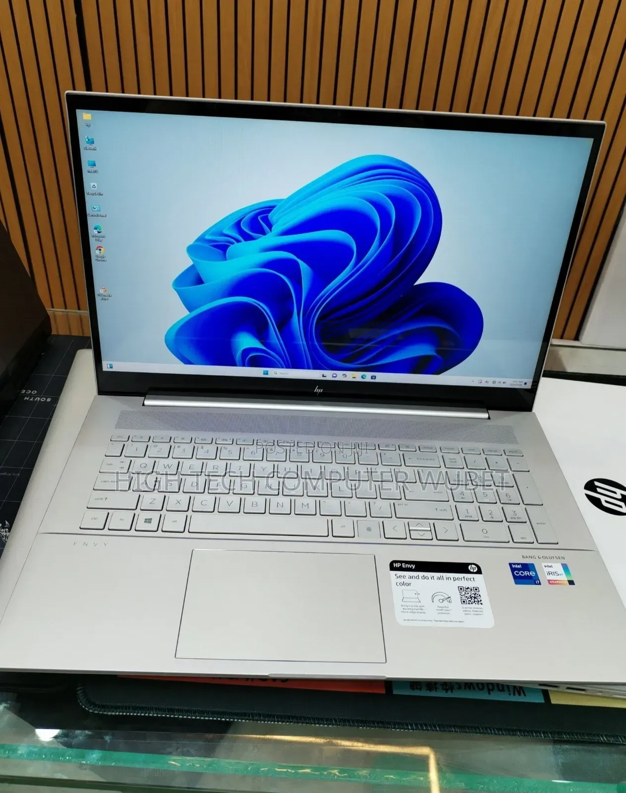 New Laptop HP Pavilion 15 12GB Intel Core i7 SSD 512GB