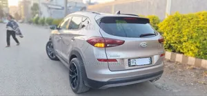 Hyundai Tucson Limited AWD 2020 Brown