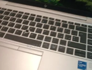 New Laptop HP EliteBook 840 G8 16GB Intel Core i5 SSD 512GB