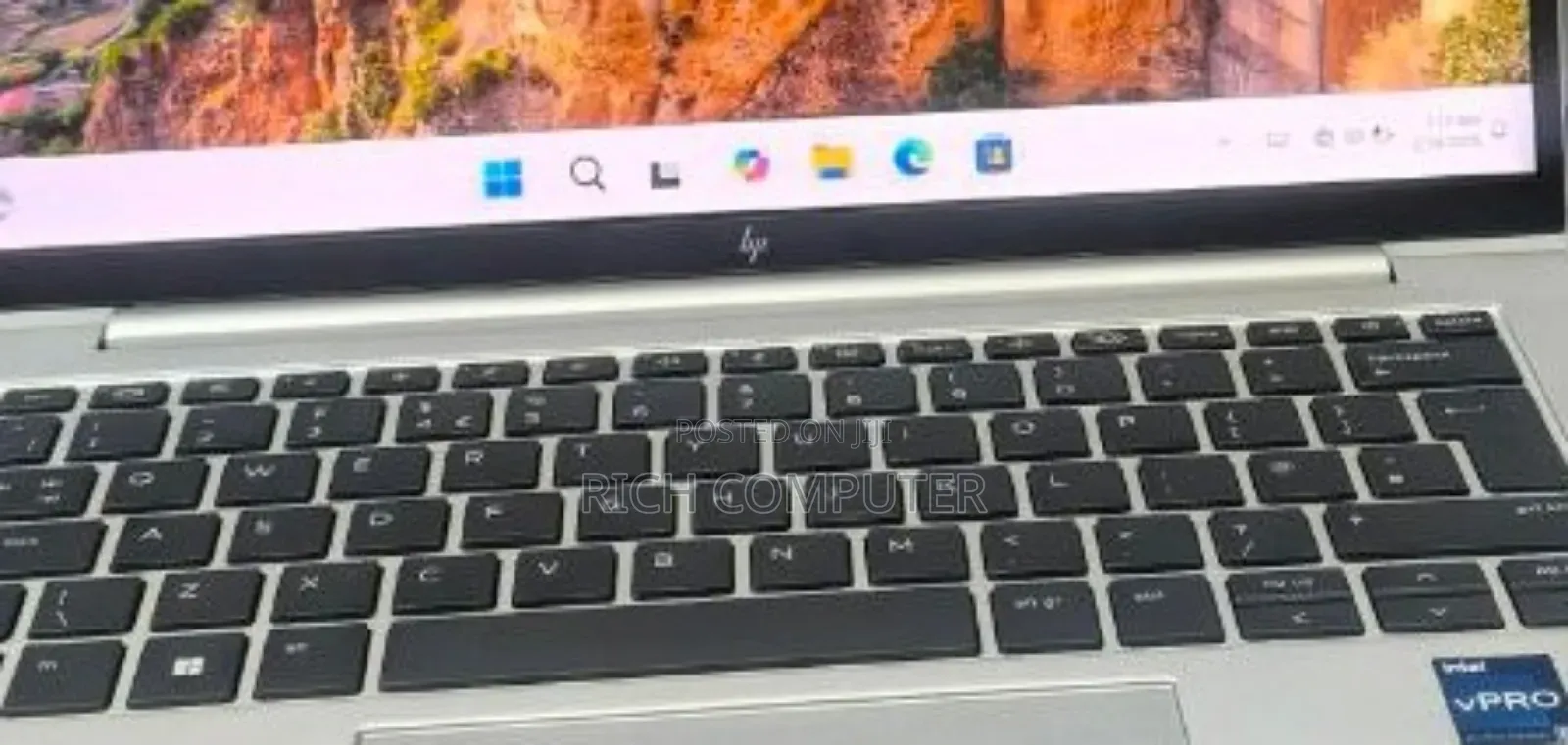 New Laptop HP EliteBook x360 1040 G9 16GB Intel Core i7 SSD 512GB