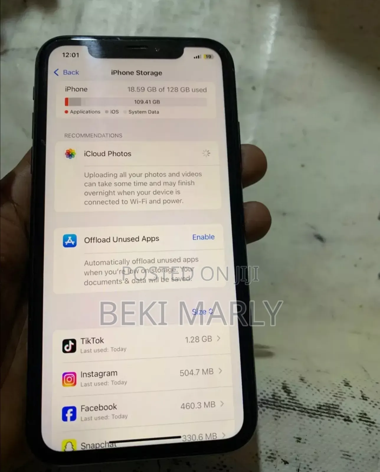 Apple XR 128 GB Black
