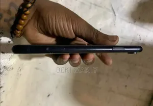 Apple XR 128 GB Black