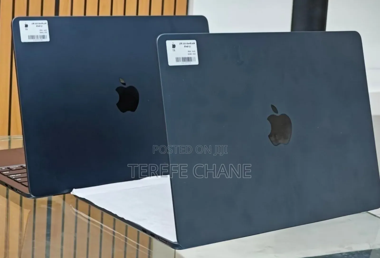 New Apple MacBook Air 2025 M4 13-inch 16GB Apple M4 Max SSD 256GB