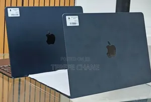 New Apple MacBook Air 2025 M4 13-inch 16GB Apple M4 Max SSD 256GB