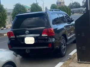 Toyota Land Cruiser 2017 Matt Black