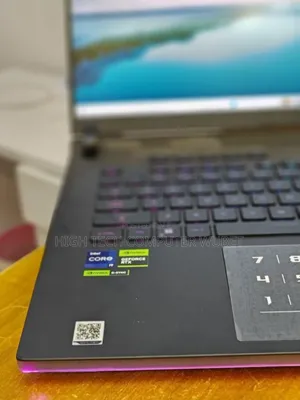 New Laptop Asus ROG Strix G15 16GB Intel Core i9 SSD 1T