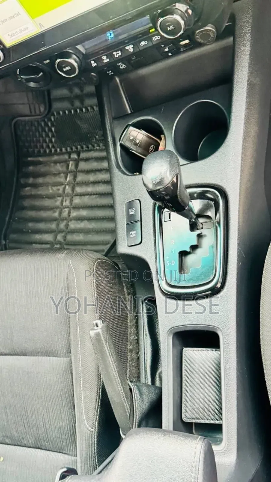 Toyota Hilux 2021 Silver