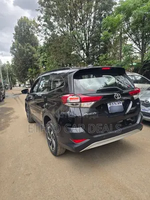 Toyota Rush 2022 Brown