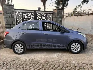 Hyundai I10 2015 Blue