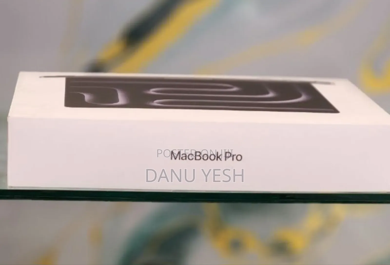 New Laptop Apple MacBook Pro 16GB Apple M5 SSD 512GB