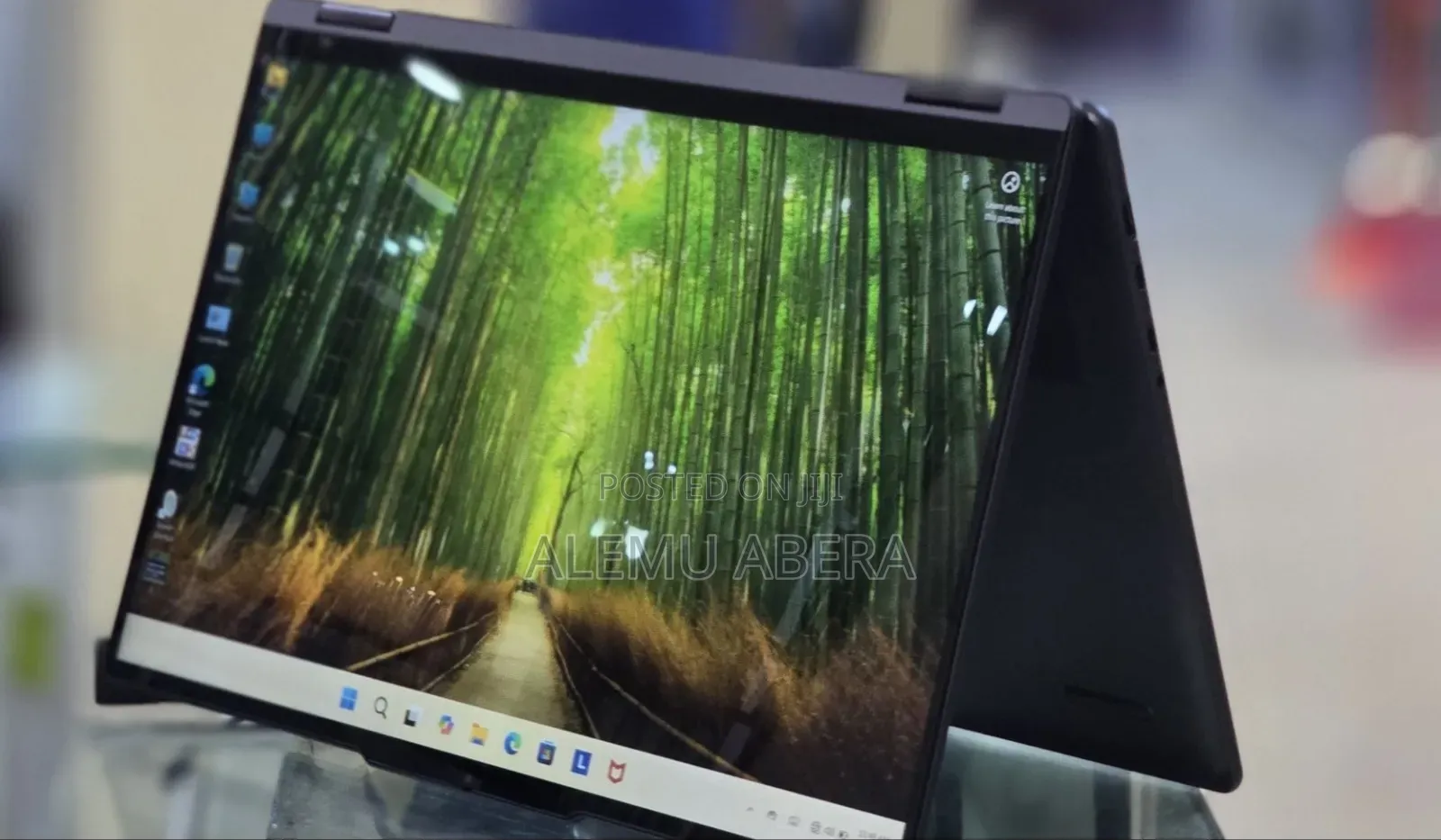 New Laptop Lenovo Yoga 7i 16GB Intel Core Ultra 7 SSD 1T