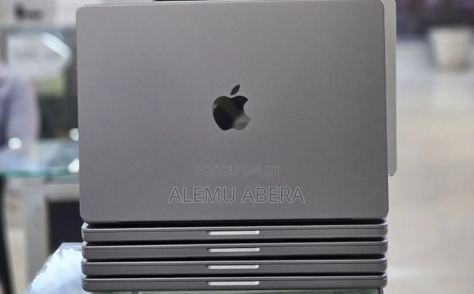 New Laptop Apple MacBook Pro M1 32GB Apple M1 Pro SSD 512GB