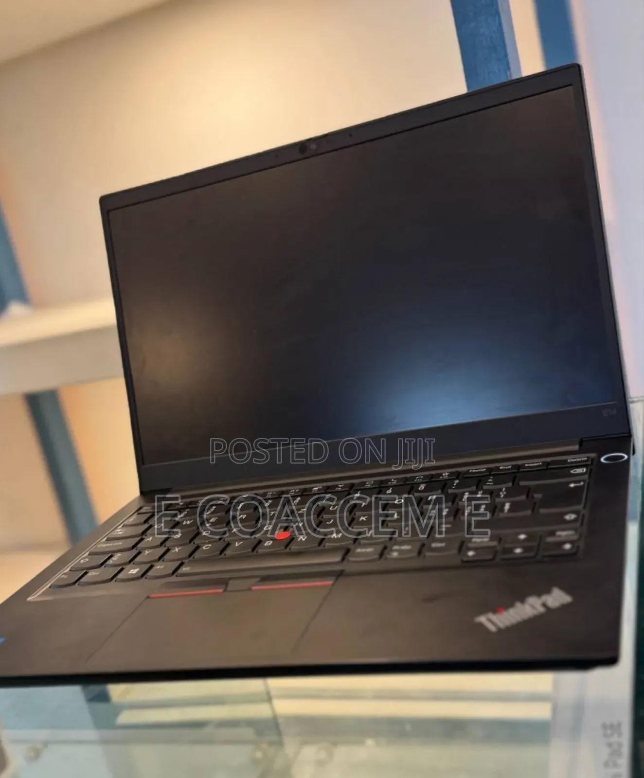 New Laptop Lenovo 8GB Intel Core i5 SSD 512GB