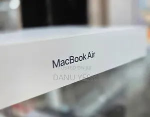 New Laptop Apple MacBook Air 16GB Apple M4 SSD 256GB