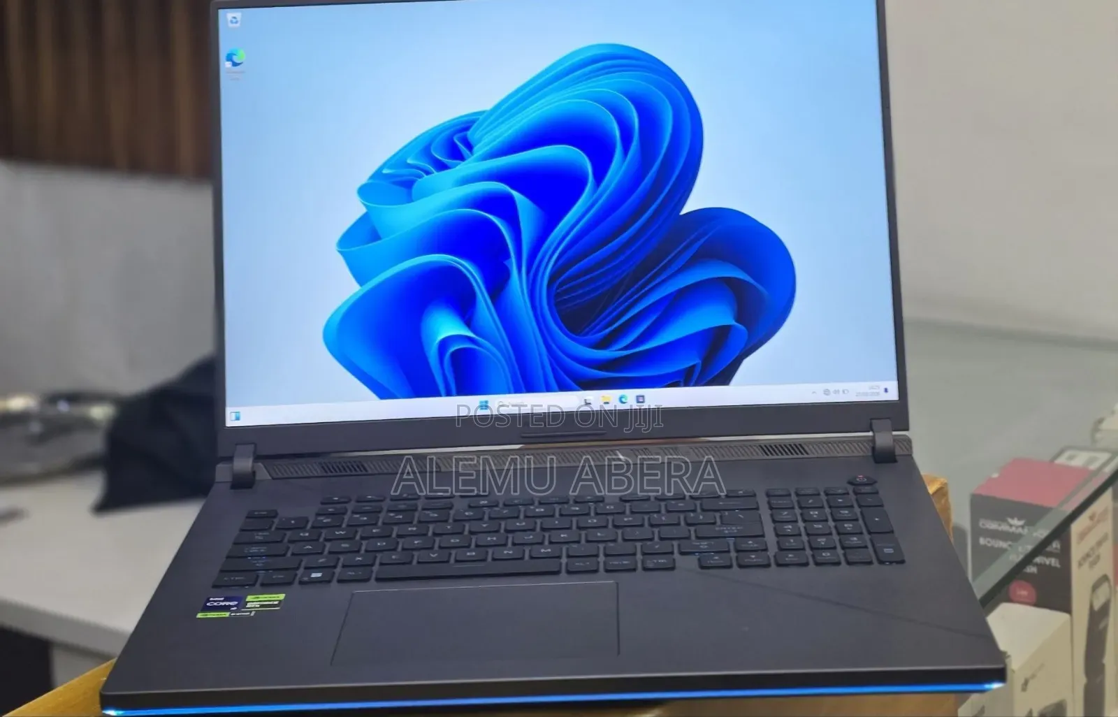 New Laptop Asus ROG Strix G17 32GB Intel Core i9 SSD 2T