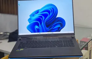 New Laptop Asus ROG Strix G17 32GB Intel Core i9 SSD 2T