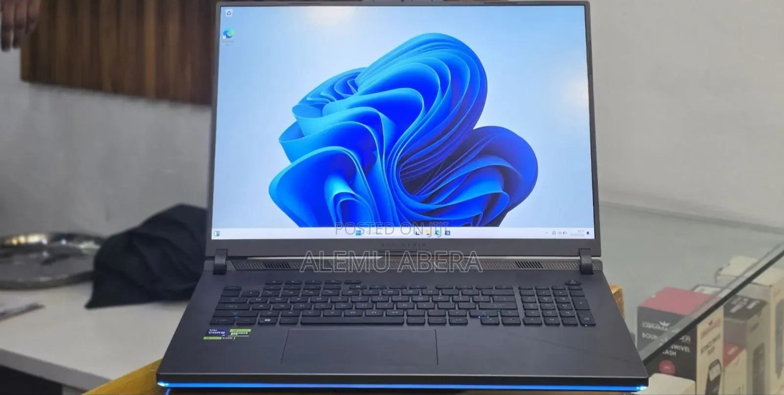 New Laptop Asus ROG Strix G17 32GB Intel Core i9 SSD 2T