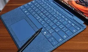 New Laptop Microsoft Surface 16GB Intel Core i7 SSD 512GB
