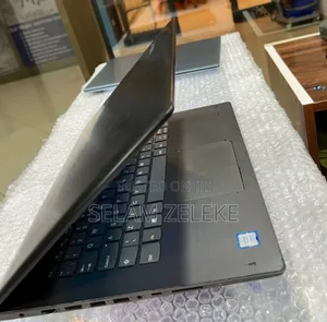 Laptop Lenovo IdeaPad 320 4GB Intel Core i5 HDD 1T