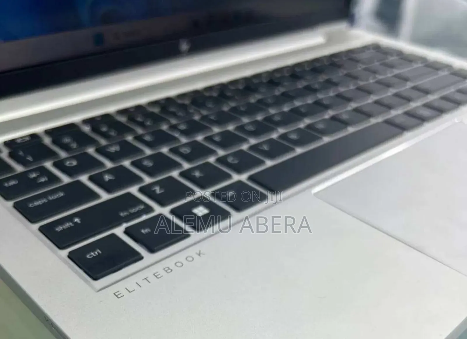 New Laptop HP EliteBook 830 G8 16GB Intel Core i5 SSD 512GB
