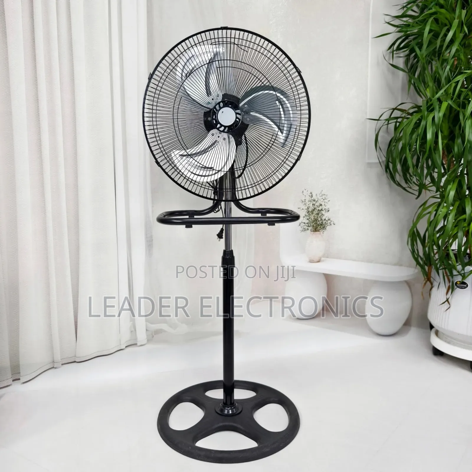 Crown Standing Fan 18"