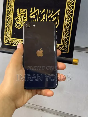 Apple iPhone SE (2020) 64 GB Black