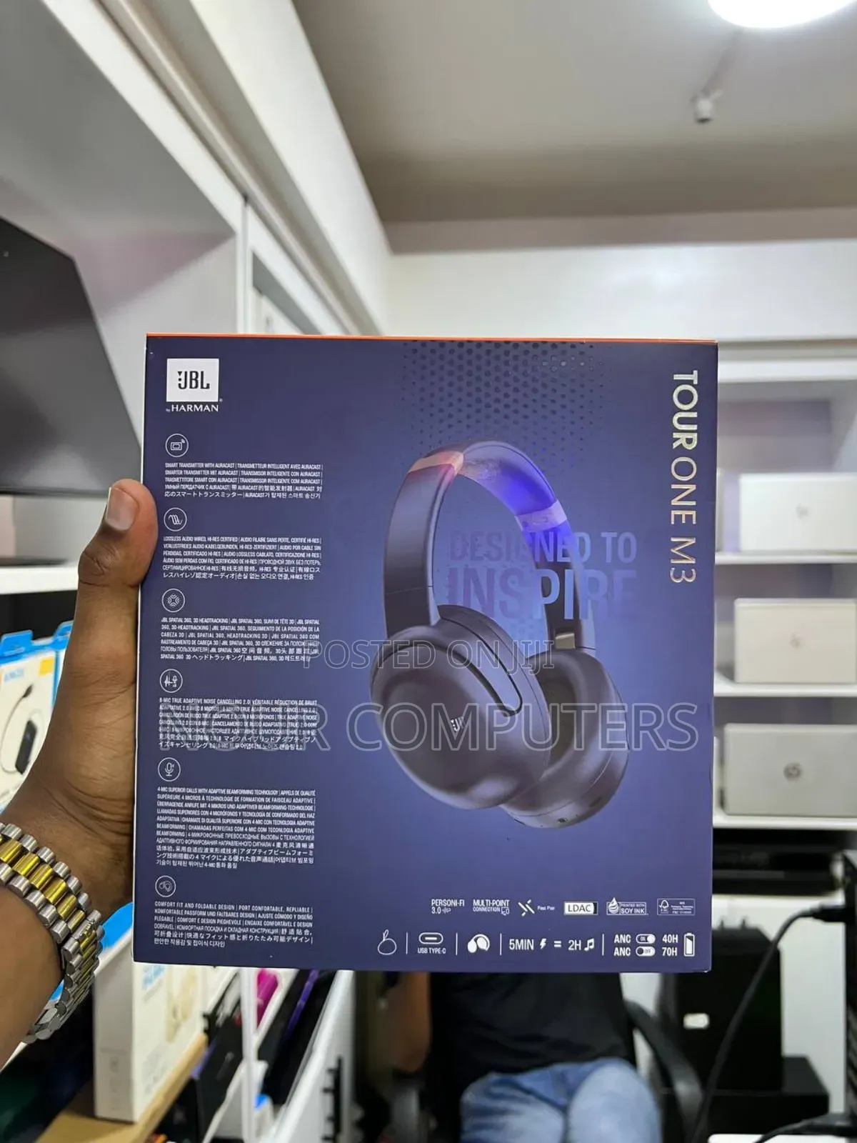 JBL Tourone M3 Headset